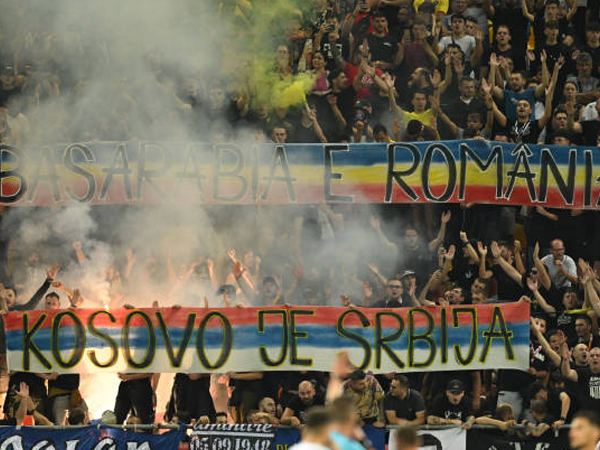 Laga Rumania vs Kosovo Dihentikan Karena Nyanyian Pro-Serbia