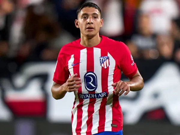 Bek kanan Atletico Madrid, Nahuel Molina.