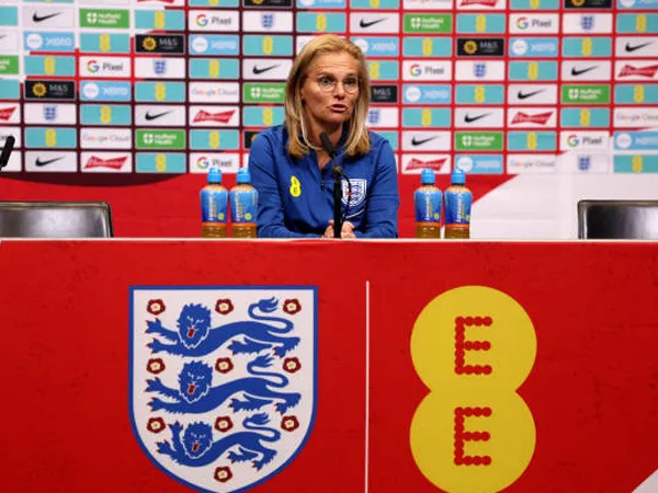 Sarina Wiegman Sangat Khawatir dengan Jadwal Sepak Bola Wanita