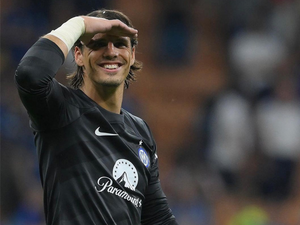 Legenda Inter Bahas Perbandingan Yann Sommer dan Andre Onana