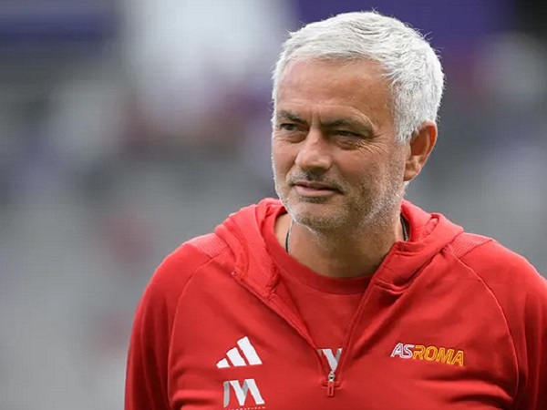 Unggah Video Baru, Jose Mourinho Langsung Bikin Warga Meksiko Riuh