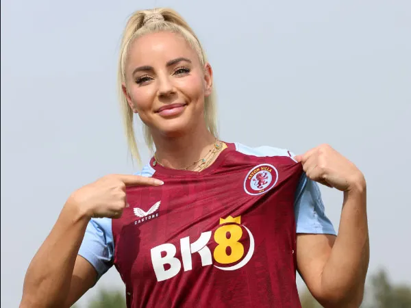 Tim Wanita Aston Villa Mulai Khawatir Dengan Kualitas Jersey