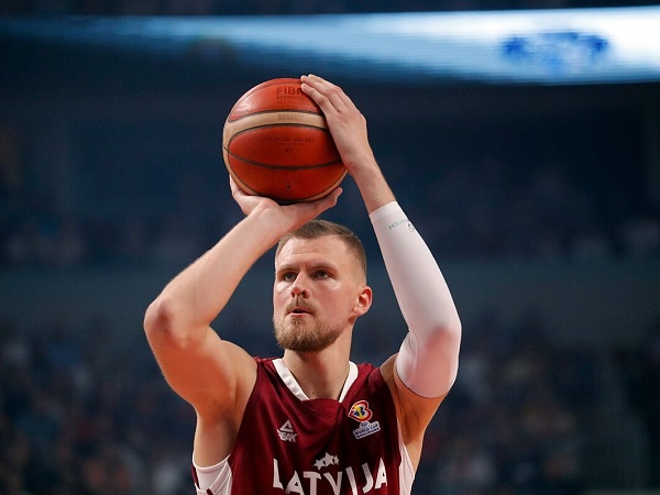 Kristaps Porzingis Ungkap Faktor Yang Buatnya Absen di FIBA World Cup 2023
