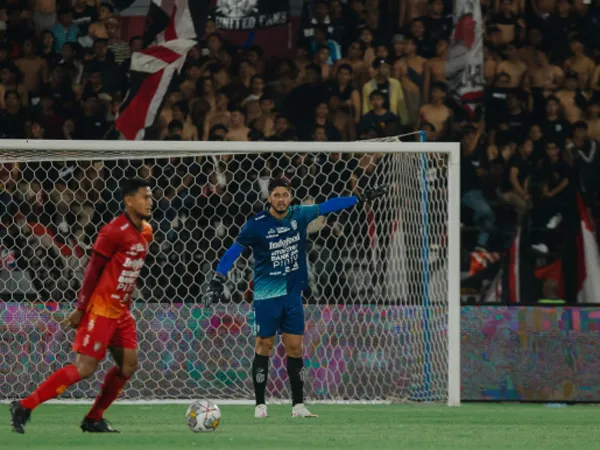 Kiper andalan Bali United, Adilson Maringa