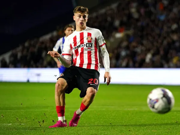 Brentford Incar Bintang Muda Sunderland, Jack Clarke