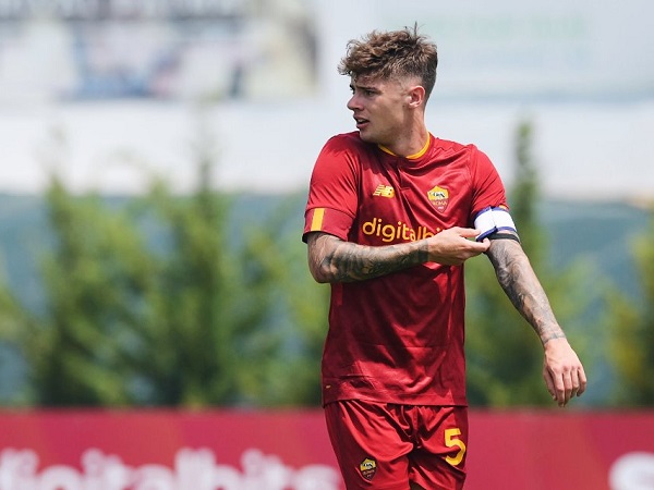 Pengacara Nicola Zalewski Siapkan Tuntutan Hukum Untuk Corona