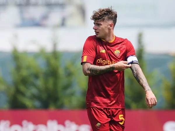 Pengacara Nicola Zalewski Siapkan Tuntutan Hukum Untuk Corona