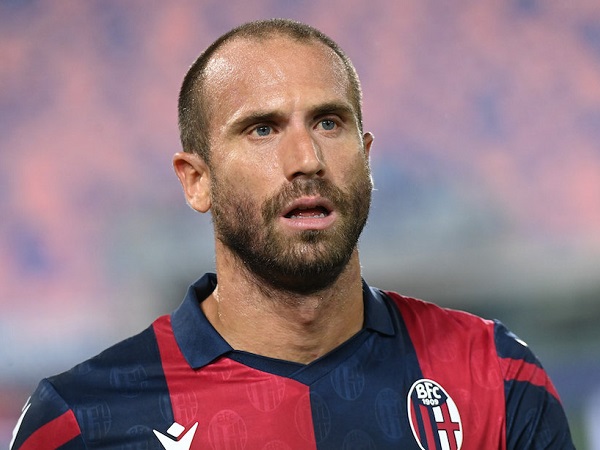 Lorenzo De Silvestri Cetak Rekor Gol Sundulan Terjauh di Serie A