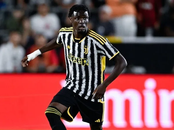 Massimiliano Allegri Bicara soal Dua Gelandang Muda Juventus