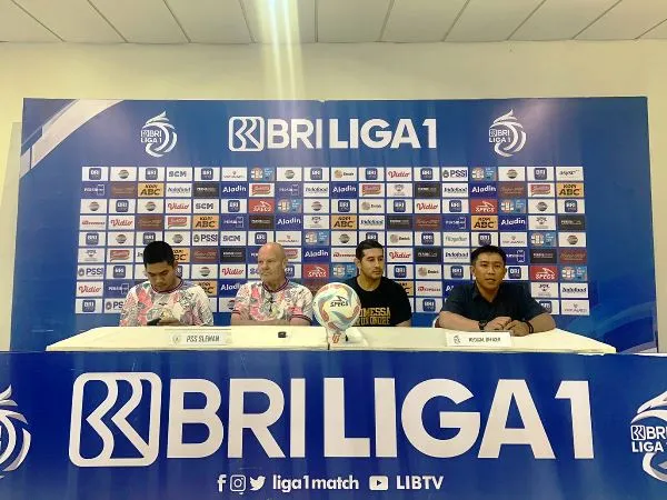 PSS Sleman ketika menjalani jumpa pers jelang laga melawan Persib