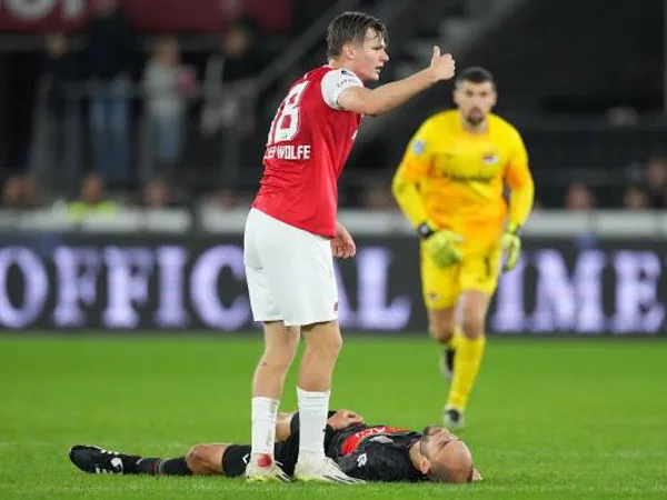 Pingsan di Lapangan, Penyerang NEC Nijmegen Jalani Pemulihan di Rumah Sakit