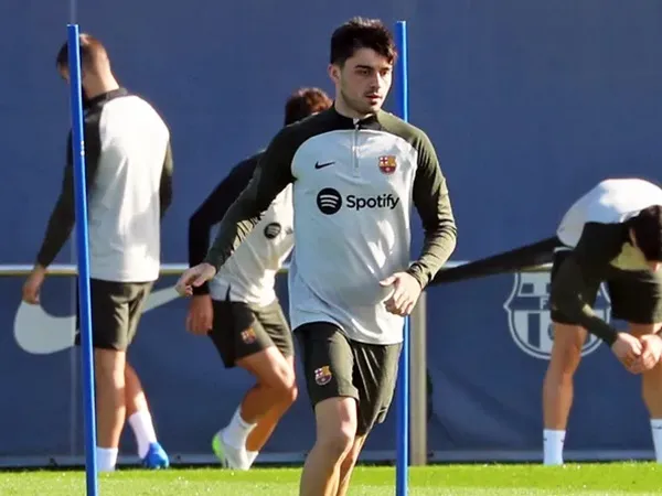Xavi Tegaskan Pedri Siap Bermain Hadapi Sociedad