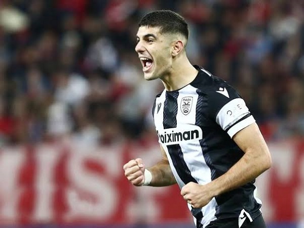 Bukan Lloyd Kelly, Milan Lebih Menyukai Konstantinos Koulierakis