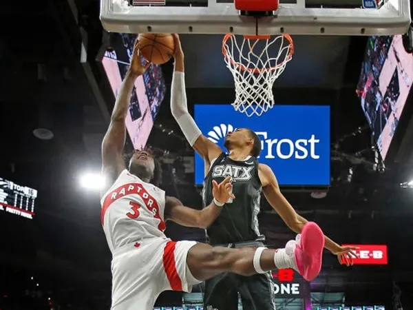 Victor Wembanyama Bikin Rekor Baru Saat Spurs Dikalahkan Raptors