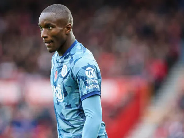 Aston Villa Mati Kutu, Moussa Diaby Puji Pertahanan Nottingham Forest