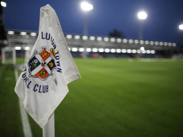 Fansnya Jadikan Tragedi Sebagai Nyanyian, Luton Town Siap Ambil Tindakan