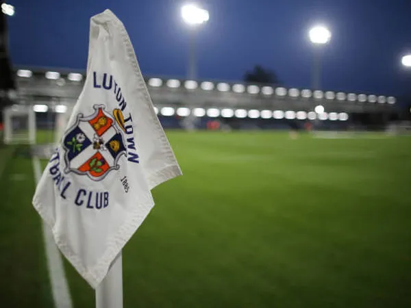 Fansnya Jadikan Tragedi Sebagai Nyanyian, Luton Town Siap Ambil Tindakan