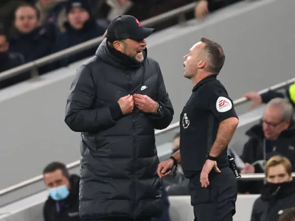 Paul Tierney Ditunjuk Jadi Wasit Laga Liverpool Berikutnya di Anfield