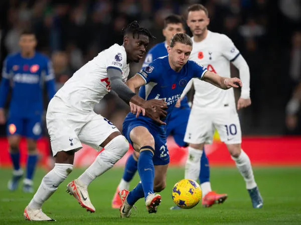 Jamie Carragher Sebut Laga Tottenham vs Chelsea Berjalan Menyenangkan