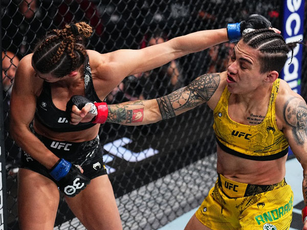 Hasil UFC 295: Jessica Andrade Sukses KO Mackenzie Dern di Ronde Kedua