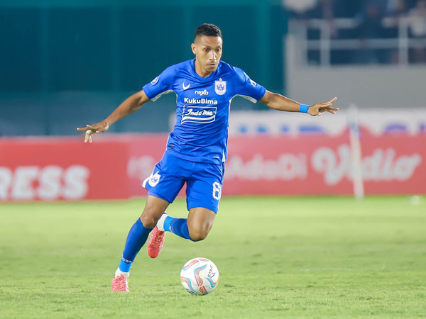 PSIS Semarang Kehilangan Delvin Rumbina Sampai Akhir Musim Karena Cedera