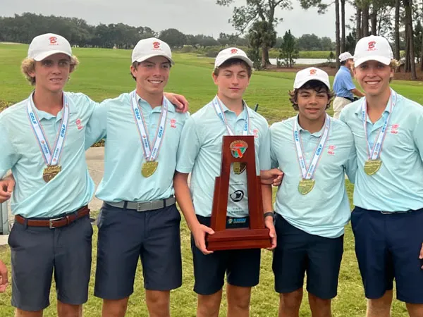 Charlie Woods Ungguli Sang Ayah Tiger, Menangkan Gelar Tim Golf Tingkat SMA