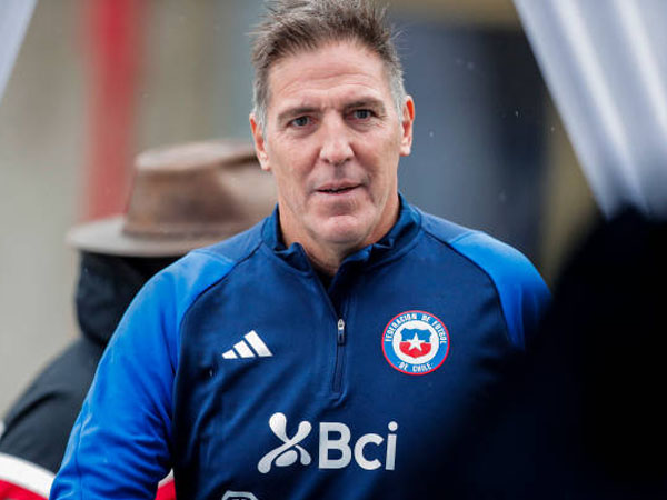 Eduardo Berizzo Mundur Setelah Chile Bermain Imbang dengan Paraguay