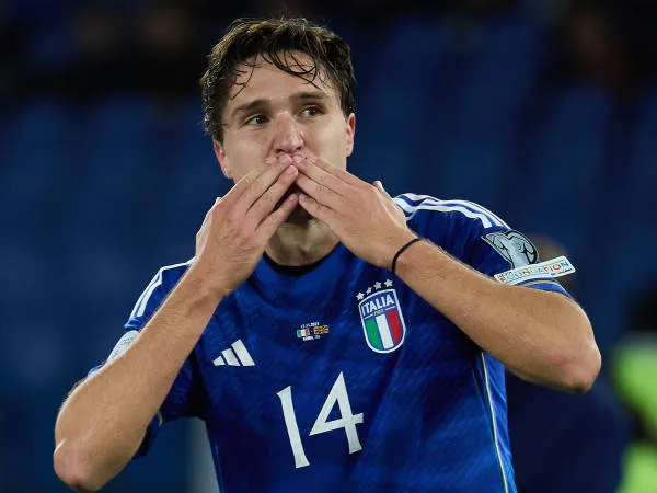 Federico Chiesa Dua Gol, Italia Menang 5-2 Atas Makedonia Utara