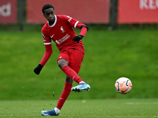 Virgil van Dijk Terpukau oleh Bakat Muda Liverpool Ini
