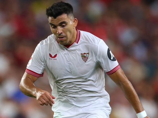 Aston Villa Buka Peluang Rekrut Marcos Acuna di Januari