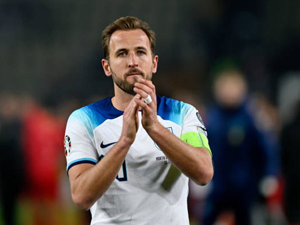 Harry Kane Puji Performa Inggris Meski Bermain Imbang di Makedonia Utara