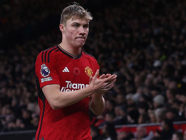 Henrik Larsson: Rasmus Hojlund Butuh Waktu untuk Bersinar di MU