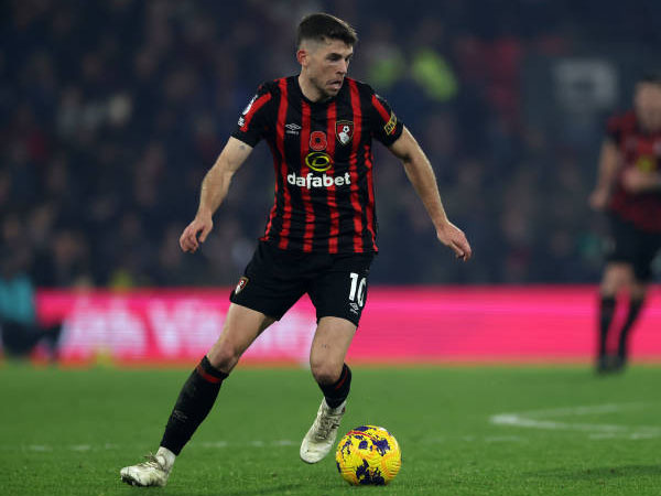 Andoni Iraola Bicara Tentang Peran Baru Ryan Christie di Bournemouth