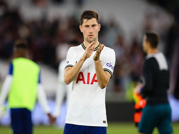 Ben Davies Tegaskan Tottenham Tidak Panik Jelang vs Aston Villa