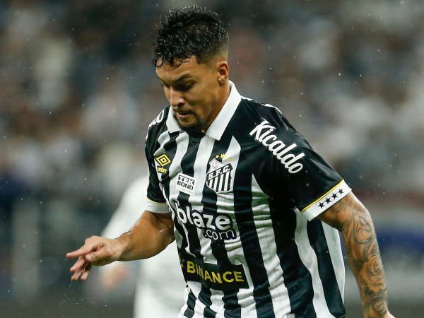 Dikaitkan ke AS Roma, Pimenta Sebut Marcos Leonardo Pindah Januari Nanti