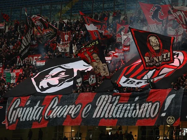 Lawan Borussia Dortmund, Curva Sud Siapkan Koreo Khusus Bagi Milan