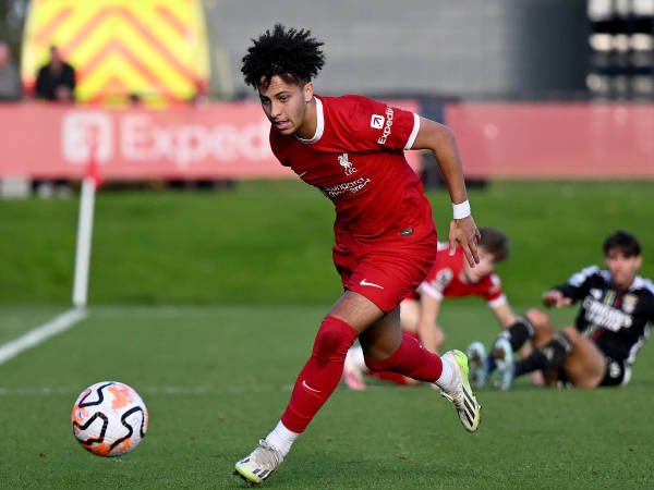 Bintang Muda Liverpool Bisa Tampil untuk Pertama Kalinya Melawan LASK