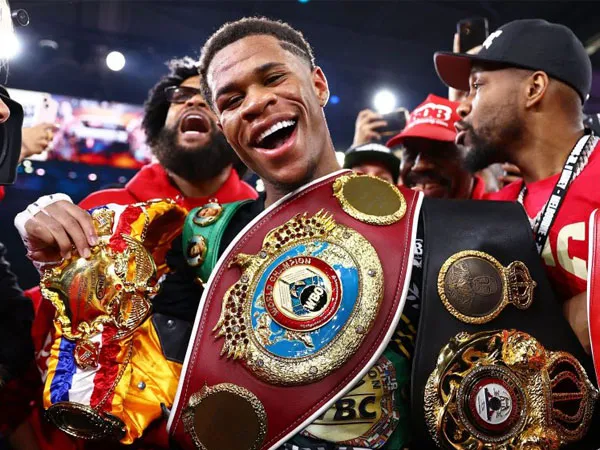 Devin Haney juara sejati kelas ringan setelah mengalahkan George Kambosos Jr pada bulan Juni tahun lalu. (Foto: Ring TV)