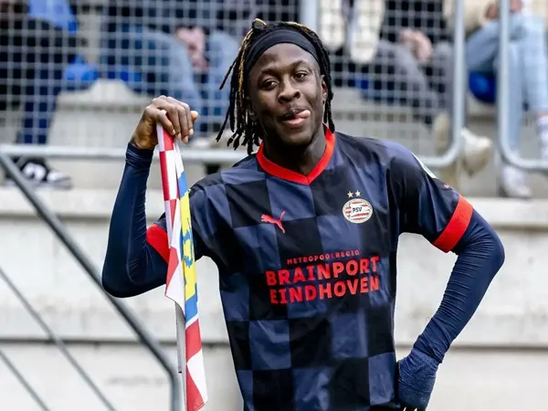 Winger incaran Tottenham