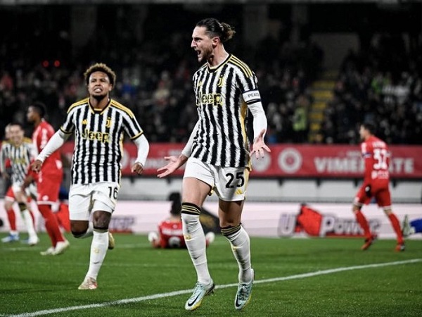 Roberto Gagliardini Serang Balik Adrien Rabiot di Medsos: Pergi Lapor Ibumu