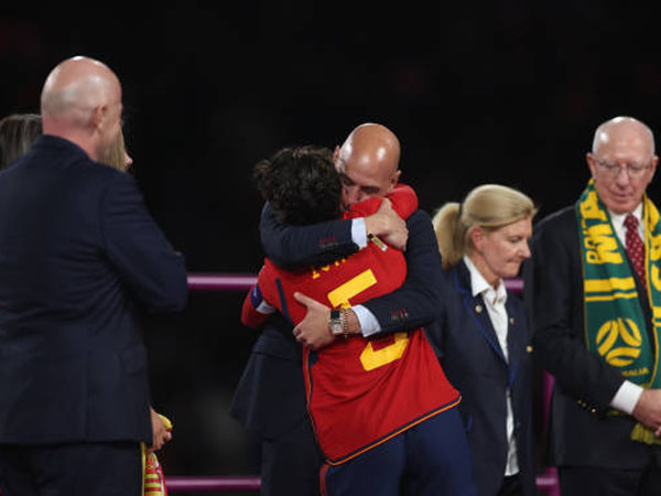 FIFA Pertimbangkan Sanksi yang Lebih Berat untuk Luis Rubiales