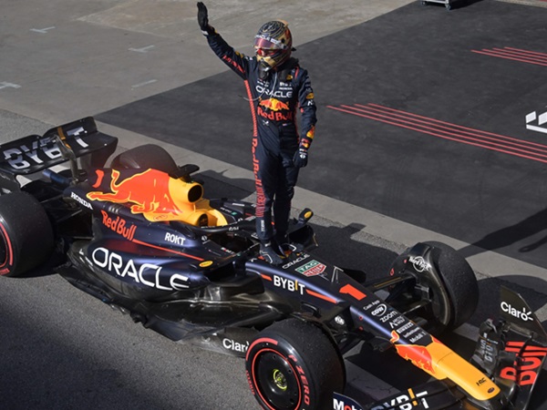 Lupakan F1 Bikin Max Verstappen Lebih Menikmati Liburan