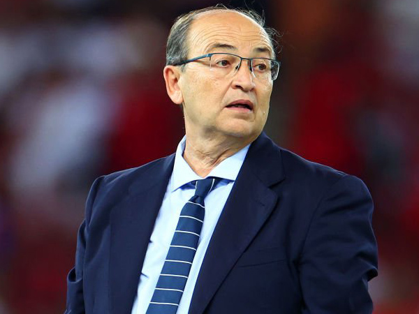 Jose Castro Masih Upayakan Fans Sevilla Bisa Terbang ke Prancis