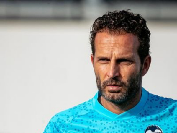 Baraja: Fans Jadi Kunci Valencia Saat v Lawan Barcelona