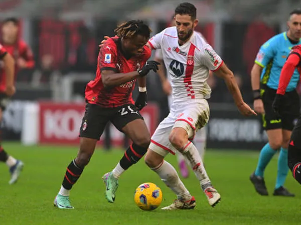 Hasil Pertandingan Serie A Italia: AC Milan 3-0 Monza