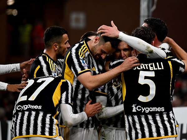 Mantan Wasit Kecam Davide Massa yang Tak Berikan Penalti kepada Juventus