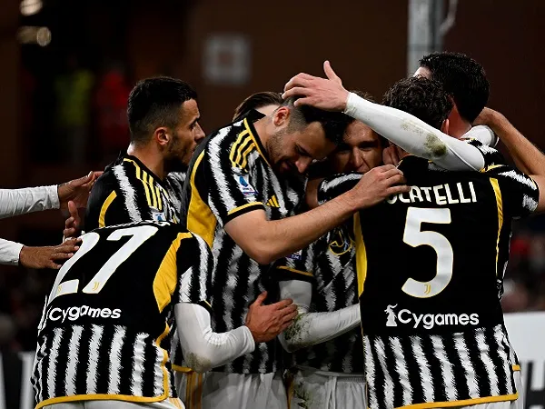 Mantan Wasit Kecam Davide Massa yang Tak Berikan Penalti kepada Juventus