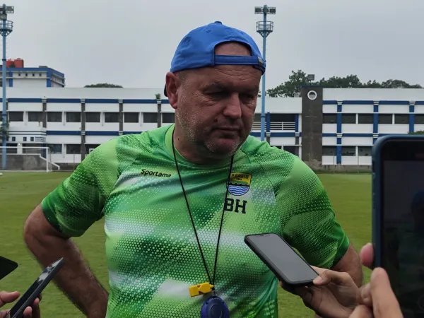 Pelatih Persib, Bojan Hodak