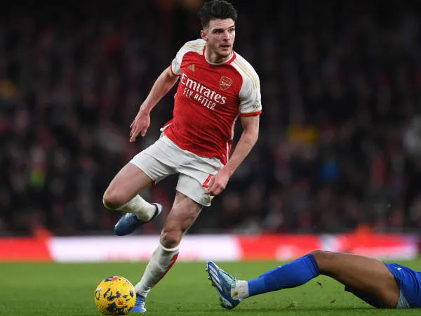 Declan Rice Jadi Salah Satu Alasan Mengapa Arsenal Lebih Baik Tahun Ini