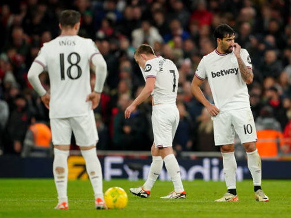 Dipermak Liverpool, Charlie Adam Minta West Ham United Langsung Move On